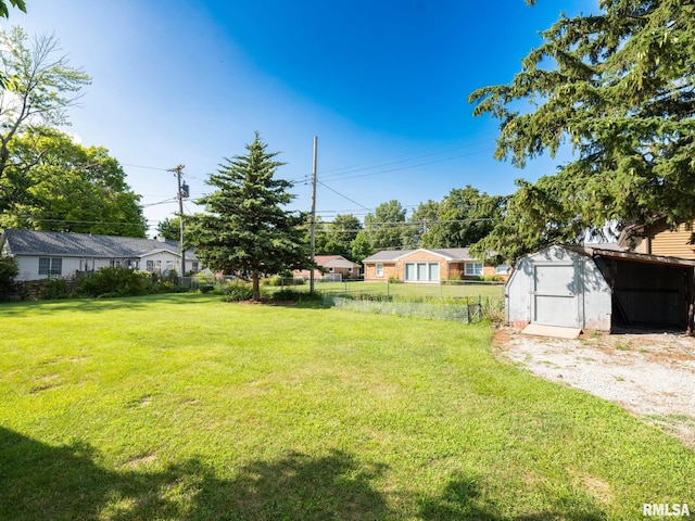 204 Ivanhoe Way, Bloomington, IL 61701 - view of yard with a storage shed