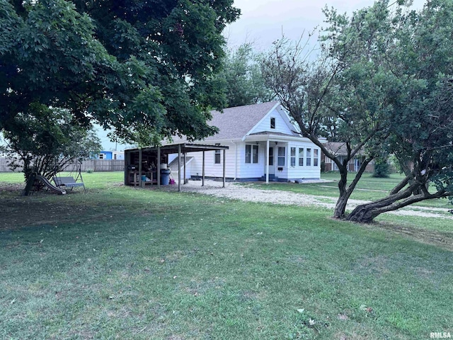 1807 N 5th St, Chillicothe, IL 61523 - view of front of home with a shingled roof