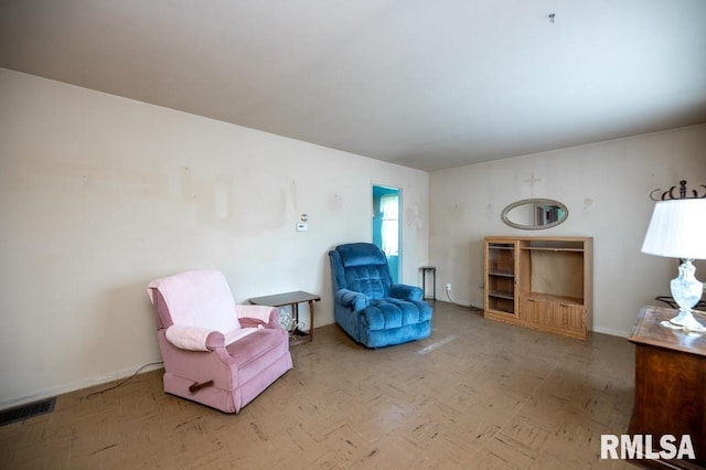 1425 Arthur St, Pekin, IL 61554 - sitting room featuring baseboards