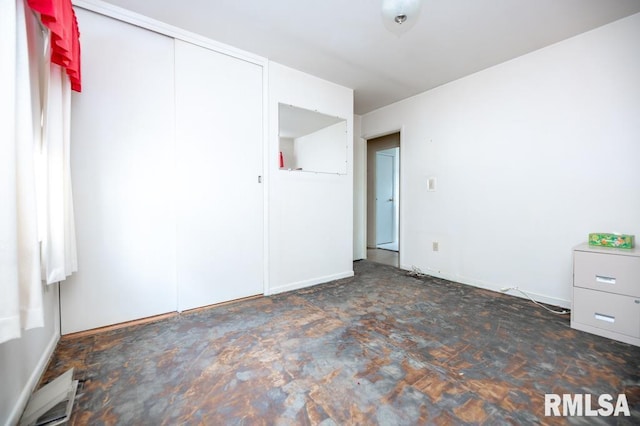 1425 Arthur St, Pekin, IL 61554 - view of empty room