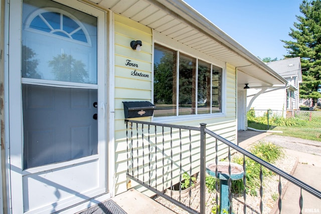416 W Maple St, Chillicothe, IL 61523 - property entrance featuring covered porch