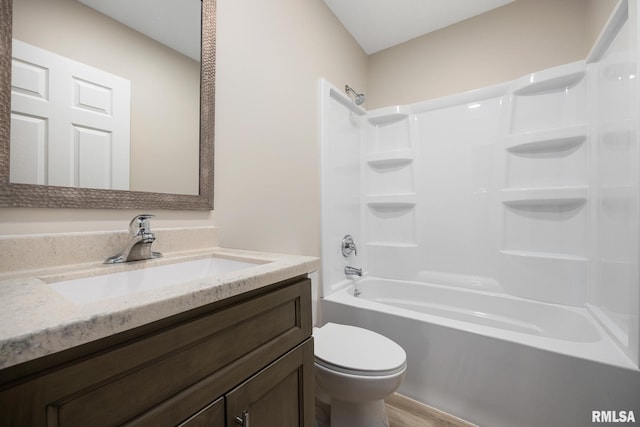 117 Hazel Ct, Creve Coeur, IL 61610 - full bath with vanity, washtub / shower combination, and wood finished floors
