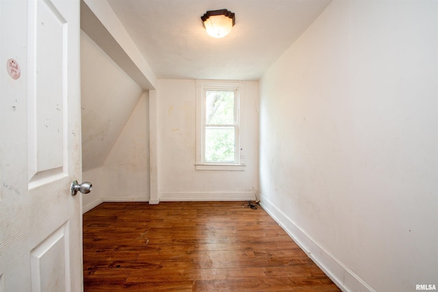 2211 N Bigelow St, Peoria, IL 61604 - bonus room featuring hardwood / wood-style floors and lofted ceiling