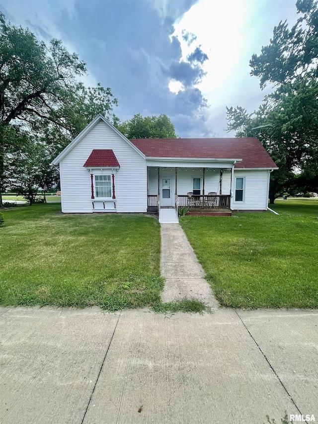 514 S Hun St, Colchester, IL 62326 - photo 1