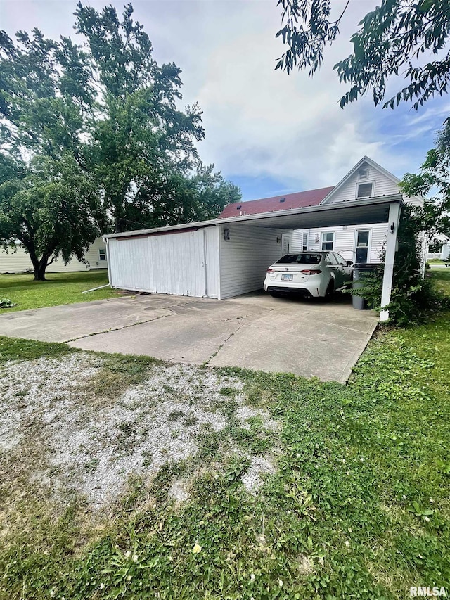 514 S Hun St, Colchester, IL 62326 - photo 3