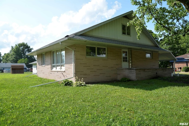 651 N Washington St, Bushnell, IL 61422 - photo 2