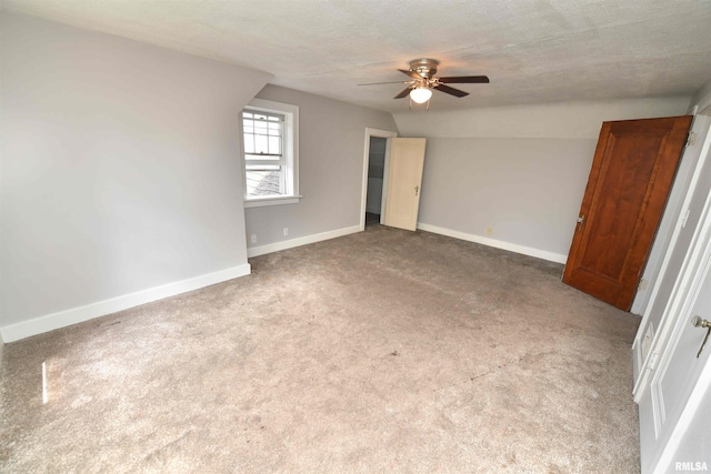300 E Embert Pl, Peoria, IL 61603 - empty room featuring a ceiling fan and carpet flooring