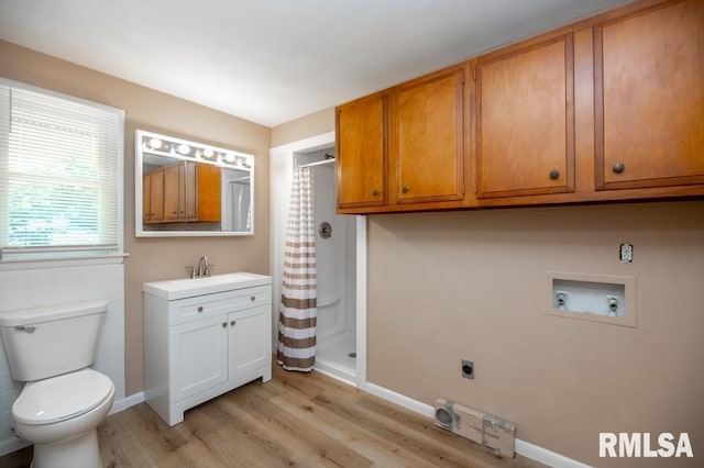 470 E Hazelwood St, Morton, IL 61550 - laundry room with hookup for an electric dryer, hookup for a washing machine, and light wood-style floors