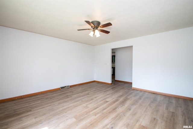 339 N Dr, Morton, IL 61550 - empty room featuring a ceiling fan and light wood-type flooring