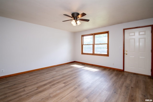339 N Dr, Morton, IL 61550 - unfurnished room with ceiling fan and wood finished floors