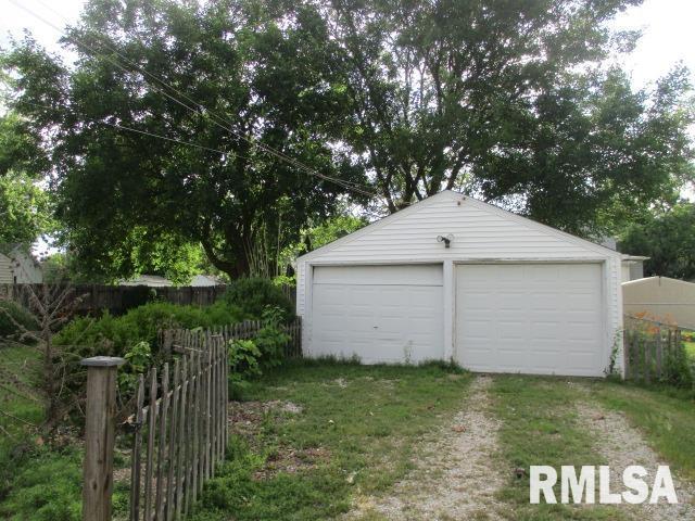 3028 Wisconsin Ave, Peoria, IL 61603 - photo 21