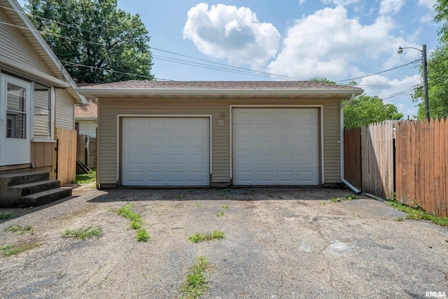 339 Herman St, Pekin, IL 61554 - view of detached garage
