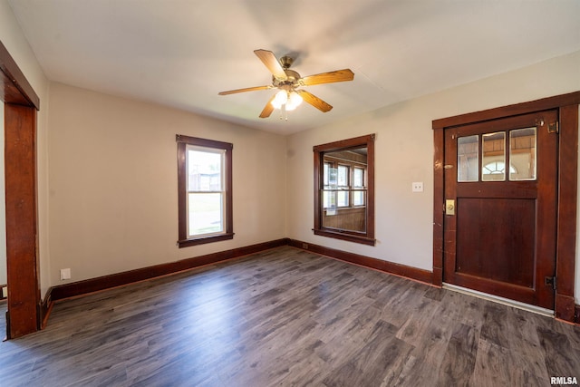 339 Herman St, Pekin, IL 61554 - foyer entrance featuring dark wood-style floors and ceiling fan