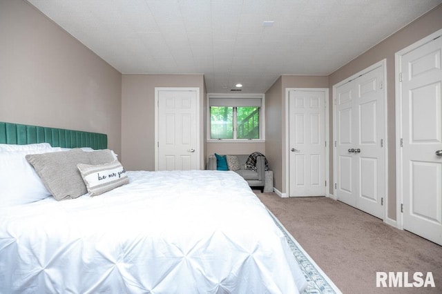 408 W Ravinwoods Rd, Peoria, IL 61615 - bedroom featuring carpet and baseboards