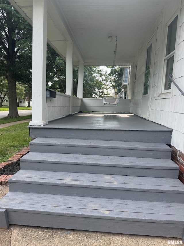 410 W Pierce St, Macomb, IL 61455 - photo 2