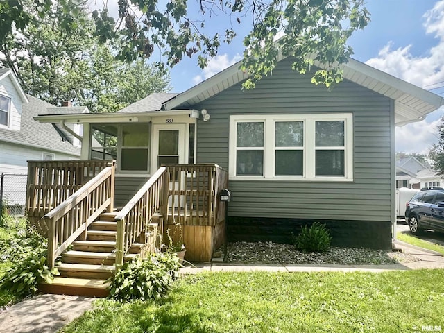 889 S Chambers St, Galesburg, IL 61401 - photo 2