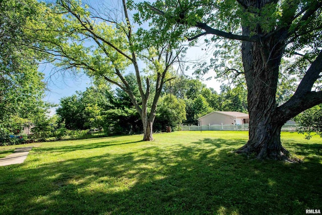 212 Esser St, Washington, IL 61571 - photo 27