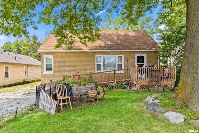 317 N Highland St, Creve Coeur, IL 61610 - photo 2