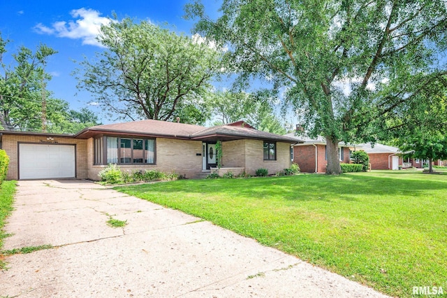 1410 N 4th St, Pekin, IL 61554 - photo 2