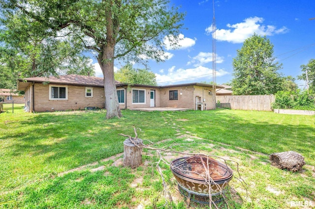 1410 N 4th St, Pekin, IL 61554 - photo 24