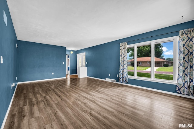 1410 N 4th St, Pekin, IL 61554 - photo 4