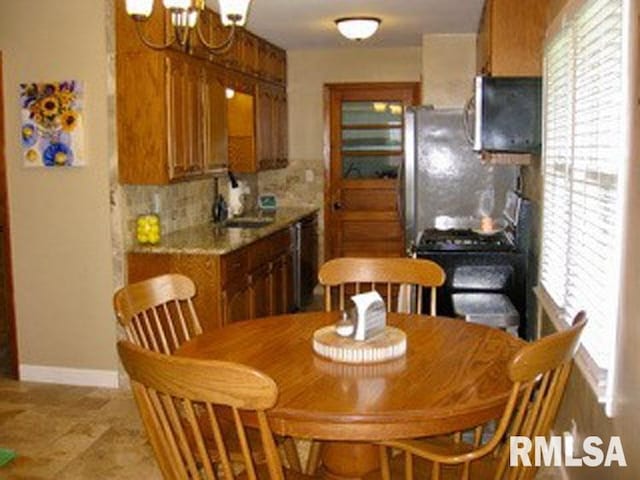 106 Sterling St, Washington, IL 61571 - photo 5