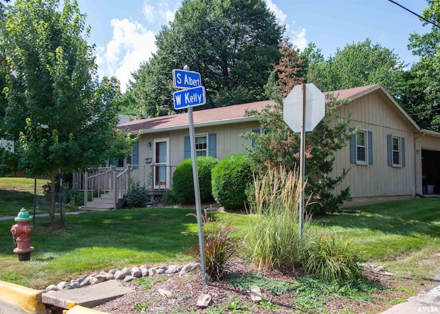 404 W Kelly St, Macomb, IL 61455 - photo 1