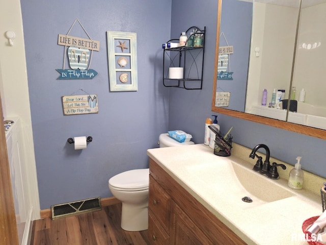 757 W Locust St, Canton, IL 61520 - photo 18