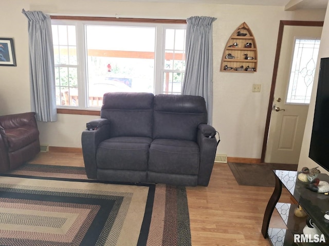 757 W Locust St, Canton, IL 61520 - photo 4