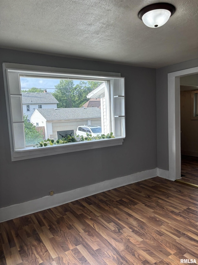 747 Prince St, Pekin, IL 61554 - photo 28