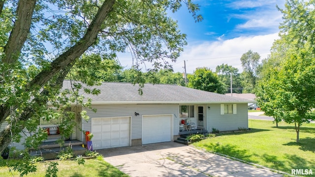 426 Smith St, Creve Coeur, IL 61610 - photo 2