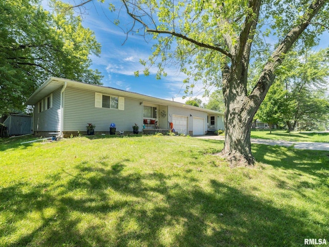 426 Smith St, Creve Coeur, IL 61610 - photo 5