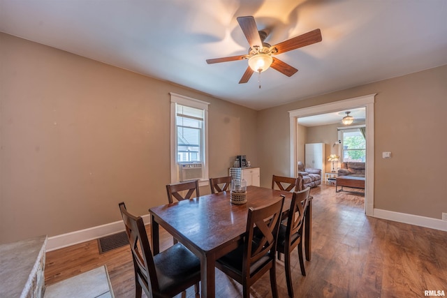 910 S 5th St, Pekin, IL 61554 - photo 13