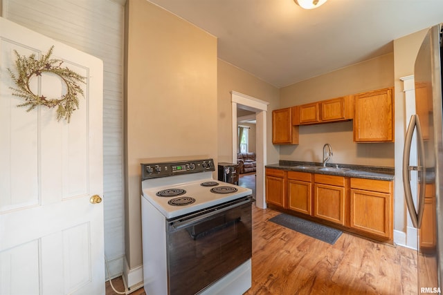 910 S 5th St, Pekin, IL 61554 - photo 18