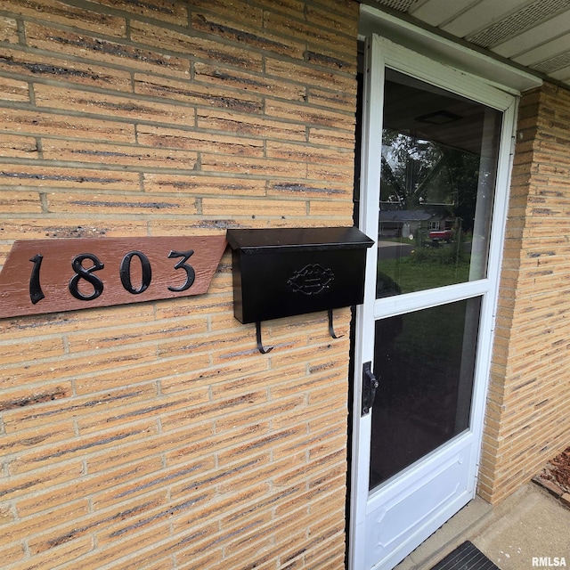 1803 Center St, Pekin, IL 61554 - photo 5