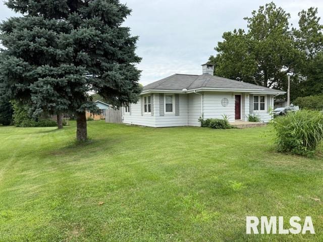 200 W 3rd Ave, Deer Creek, IL 61733 - photo 2