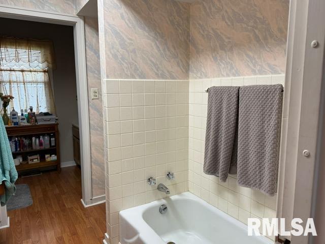 200 W 3rd Ave, Deer Creek, IL 61733 - photo 12