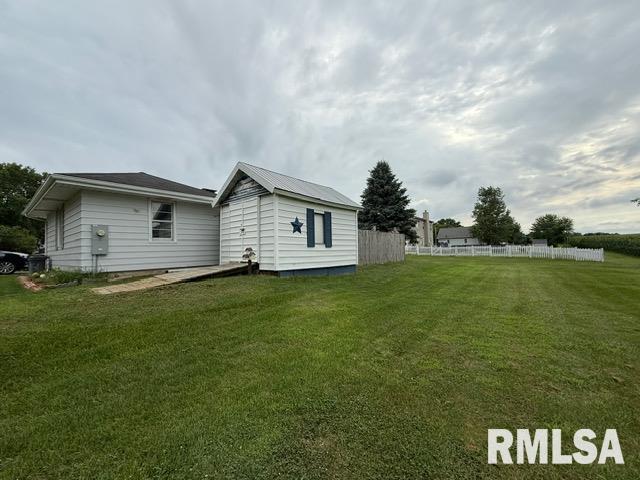 200 W 3rd Ave, Deer Creek, IL 61733 - photo 21