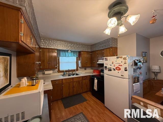 200 W 3rd Ave, Deer Creek, IL 61733 - photo 7