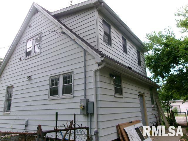 2013 Meadow Ave, East Peoria, IL 61611 - photo 2