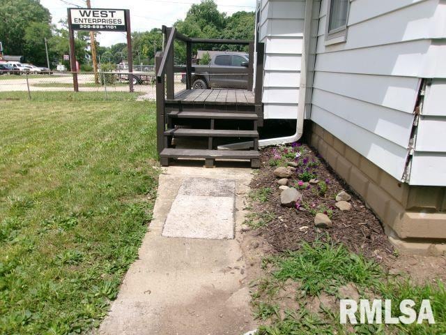 2013 Meadow Ave, East Peoria, IL 61611 - photo 34