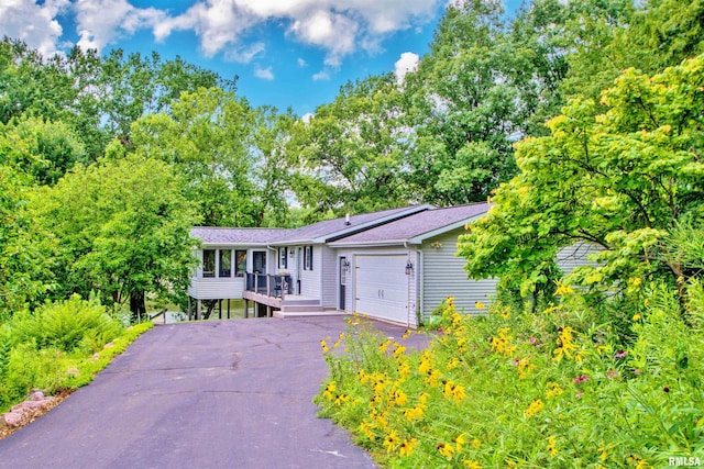 223 N Shore Pl, Dahinda, IL 61428 - photo 1