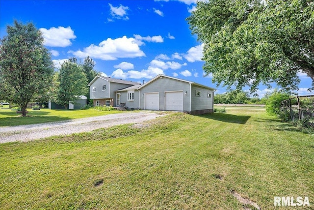 402 E Smyth St, Secor, IL 61771 - photo 25