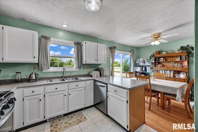 402 E Smyth St, Secor, IL 61771 - photo 8