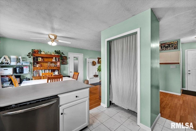 402 E Smyth St, Secor, IL 61771 - photo 9