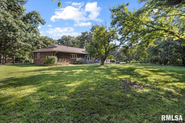 231 Acorn Dr, East Peoria, IL 61611 - photo 36