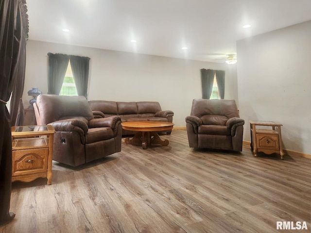 227 E Jefferson St, Toulon, IL 61483 - photo 2