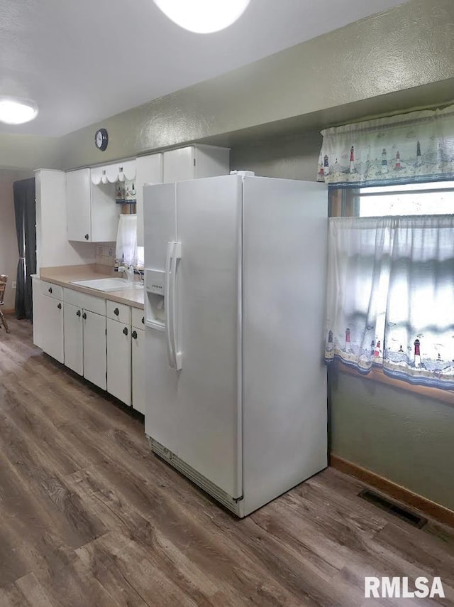 227 E Jefferson St, Toulon, IL 61483 - photo 10