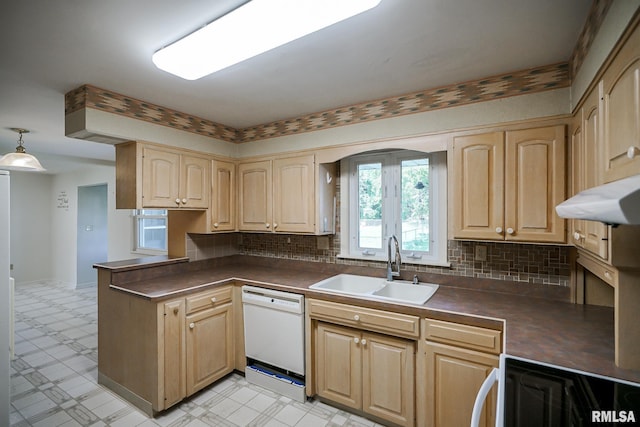 306 N Mason St, Deer Creek, IL 61733 - photo 11