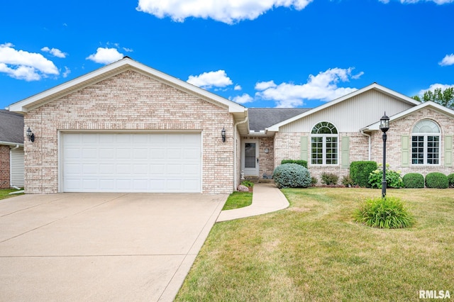 3716 W Golf Creek Dr, Peoria, IL 61615 - photo 1